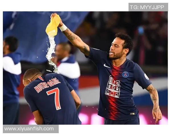 内马尔助巴黎圣日耳曼逆转胜巴黎FC，法甲积分榜暂时领先