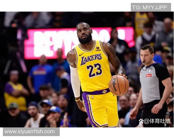 詹姆斯带领湖人队摆脱低谷，重回胜利轨道